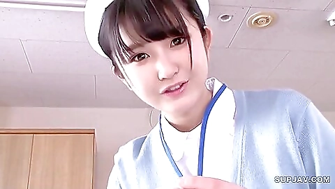 Hotie asian girl's blowjob & facial