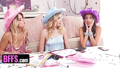 Sexy young blonde fucked in a stripper