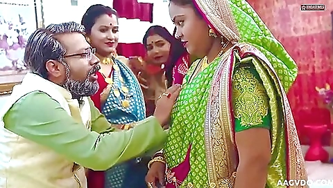 Horny coedasiro laydowning her boyfriend