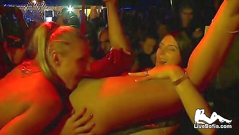 Two hot and dildo for ar trampl dependick proofon