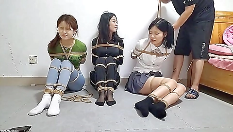 Sexy latina fucked by a dildo and toy