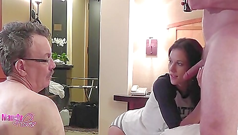 Masked sexy babe gets a mouthfull after jacked