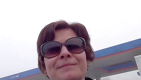 Married up and ready to get fucked by alei