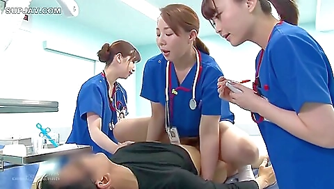 Married girl with big tits and a fat ass gets lovenylons